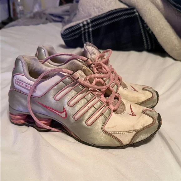 Nike Shox Women's Pink and Silver Athletic Shoes - Picture 2 of 12